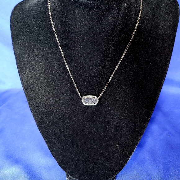 Kendra Scott Elisa Pendant Necklace in Black Druzy - Picture 4 of 16